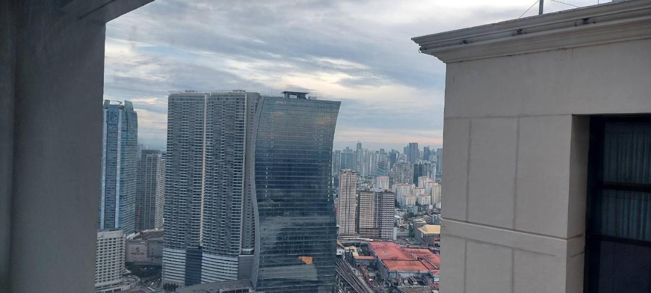 Spacious Studios 曼达卢永 外观 照片