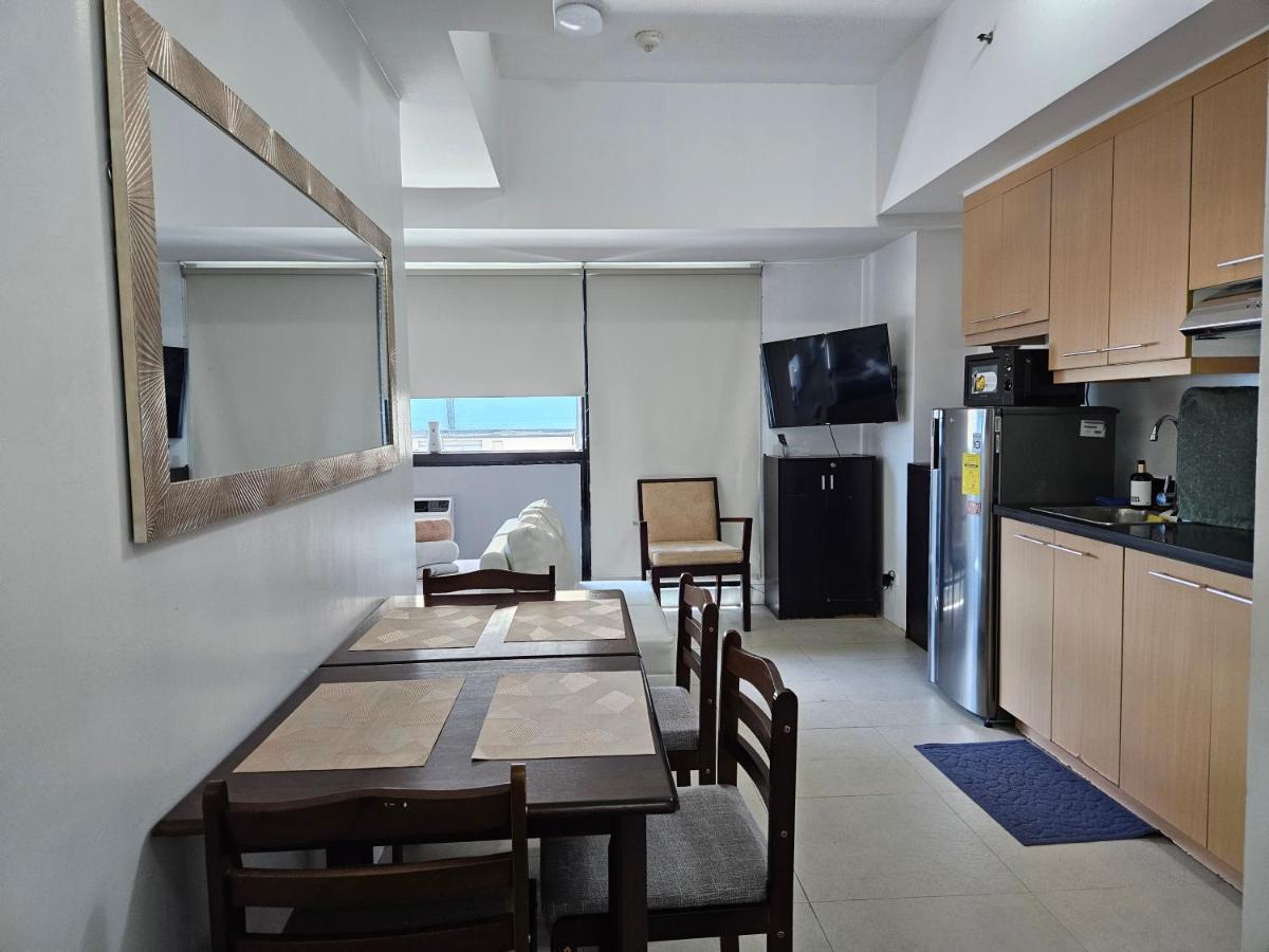 Spacious Studios 曼达卢永 外观 照片