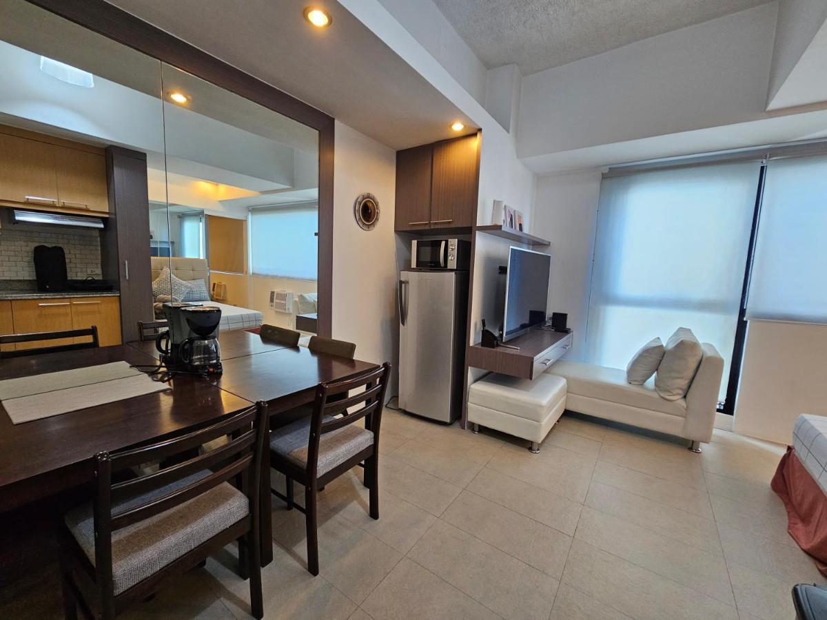 Spacious Studios 曼达卢永 外观 照片